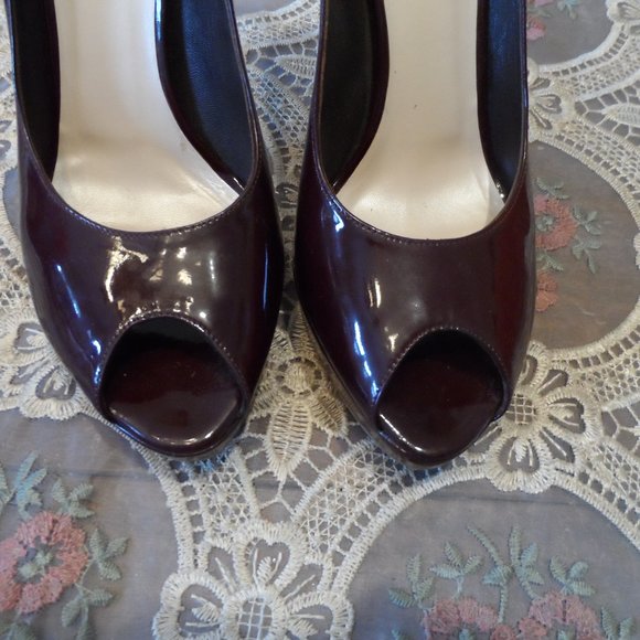 Christian Dior Dark Burgundy Patent Leather Peep Toe Pumps Size 7.5M - Picture 6 of 15